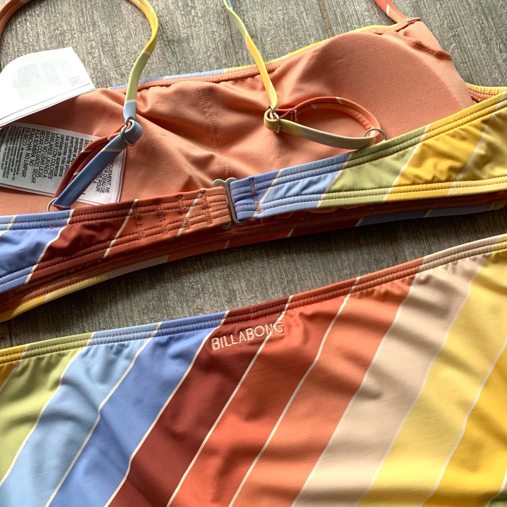 π₯π₯BILLABONG - BRIGHTER DAZE SQUARE RUCHED BRALETTE RISE BIKINI SETπ₯π₯ - Picture 9 of 9